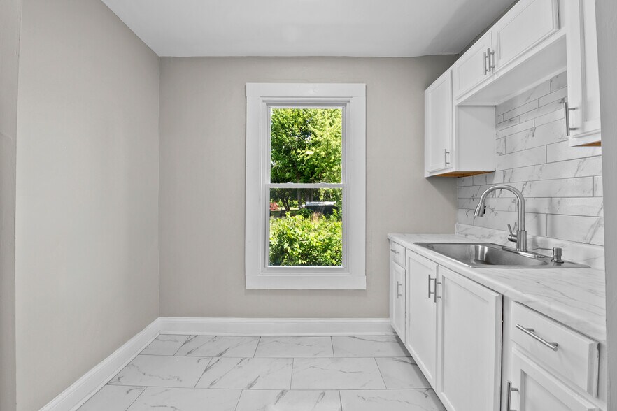 More Photos Of 7430 Alaska St, Detroit Apartments For Sale