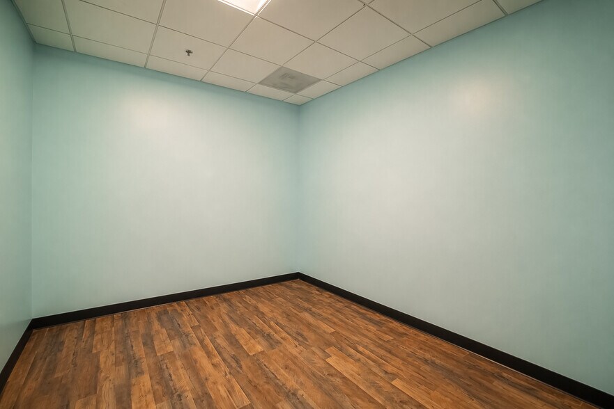 More Photos Of 5927 Balfour Ct, Carlsbad Office For Sale