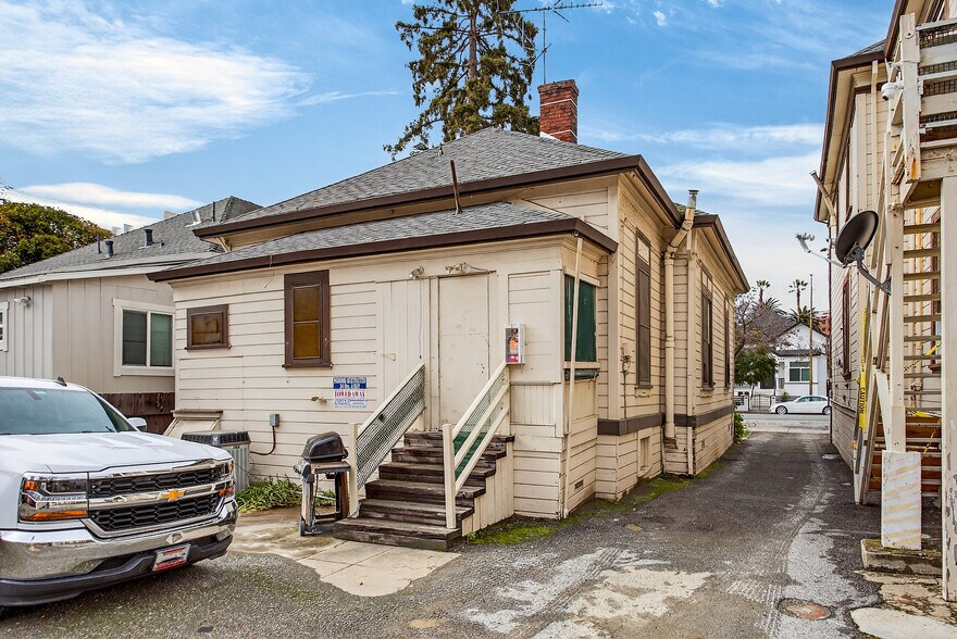 More Photos Of 126-136 N 7th St, San Jose Apartments For Sale