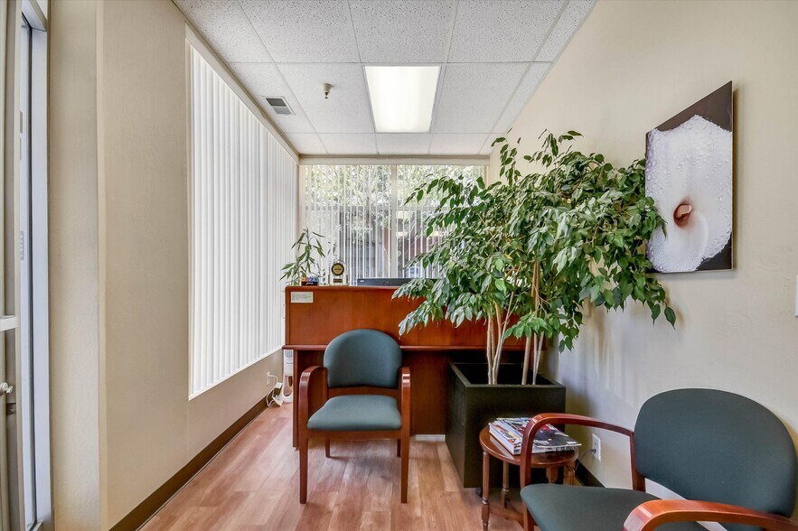 More Photos Of 1300 Grant Ave, Novato Office For Sale