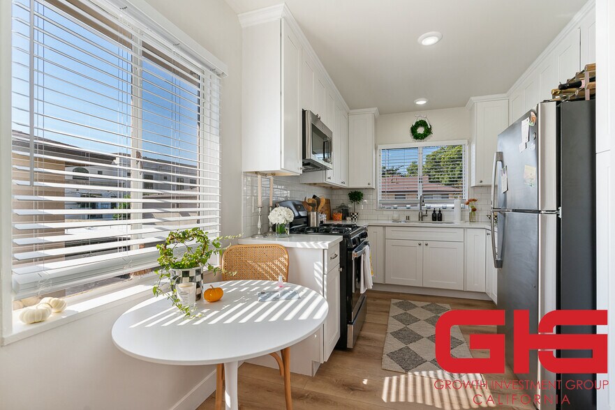 More Photos Of 239 S Madison Ave, Pasadena Apartments For Sale