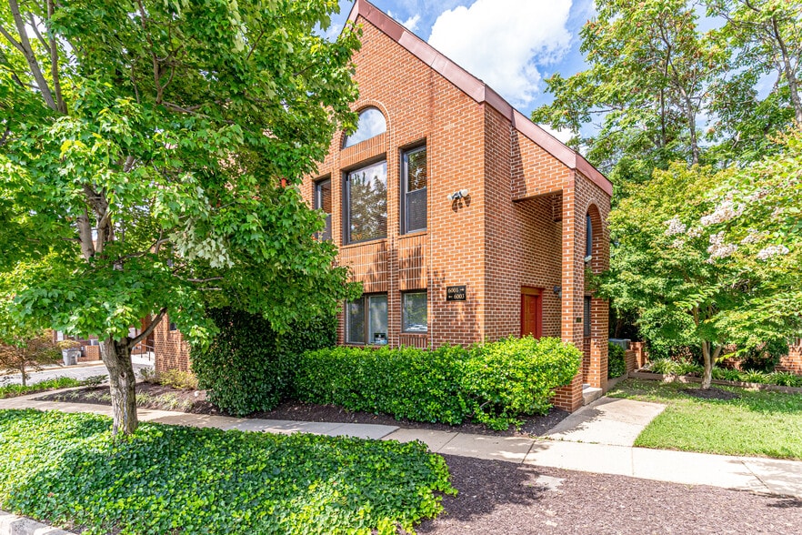 Primary Photo Of 6001-6003 Tower Ct, Alexandria Office For Sale