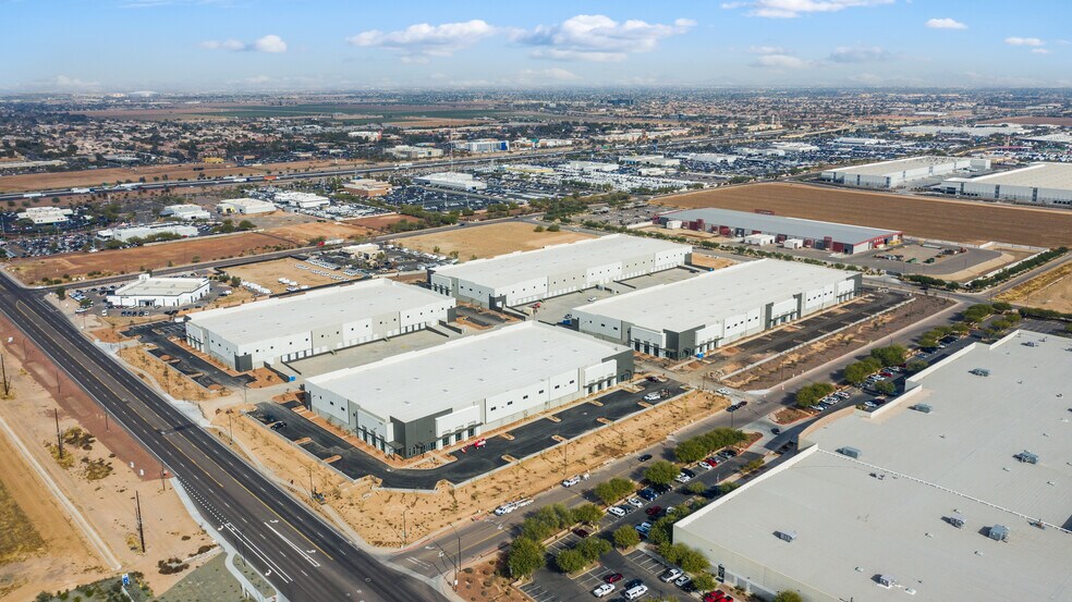 More Photos Of 855 N 107th Ave, Avondale Warehouse For Lease