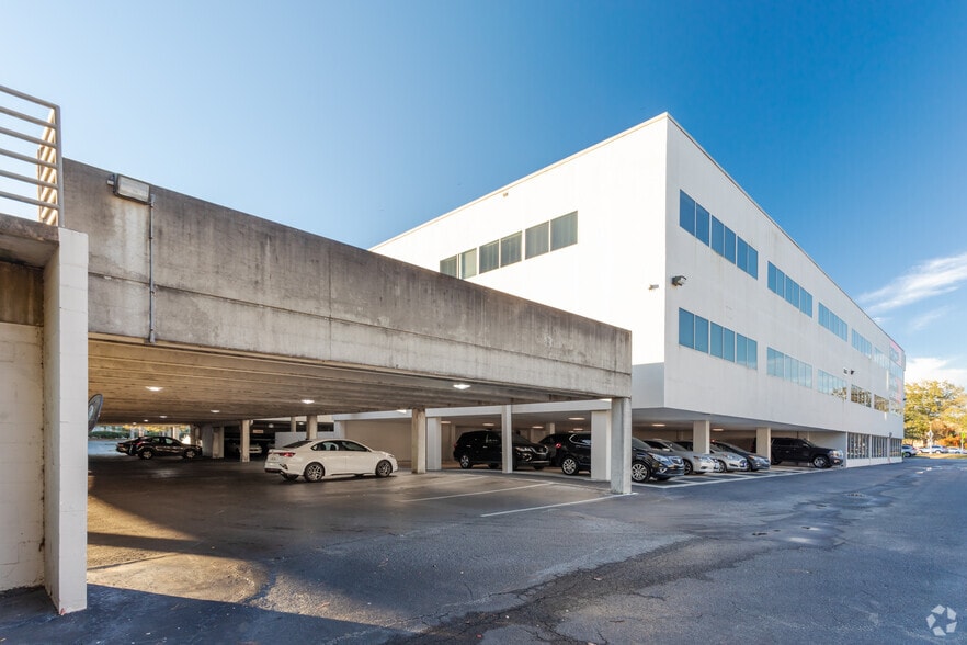 More Photos Of 7410 Northside Dr, North Charleston Medical For Lease