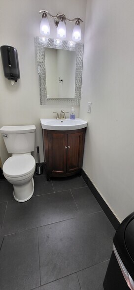 More Photos Of 30 Wertheim Ct, Richmond Hill Office Residential For Lease