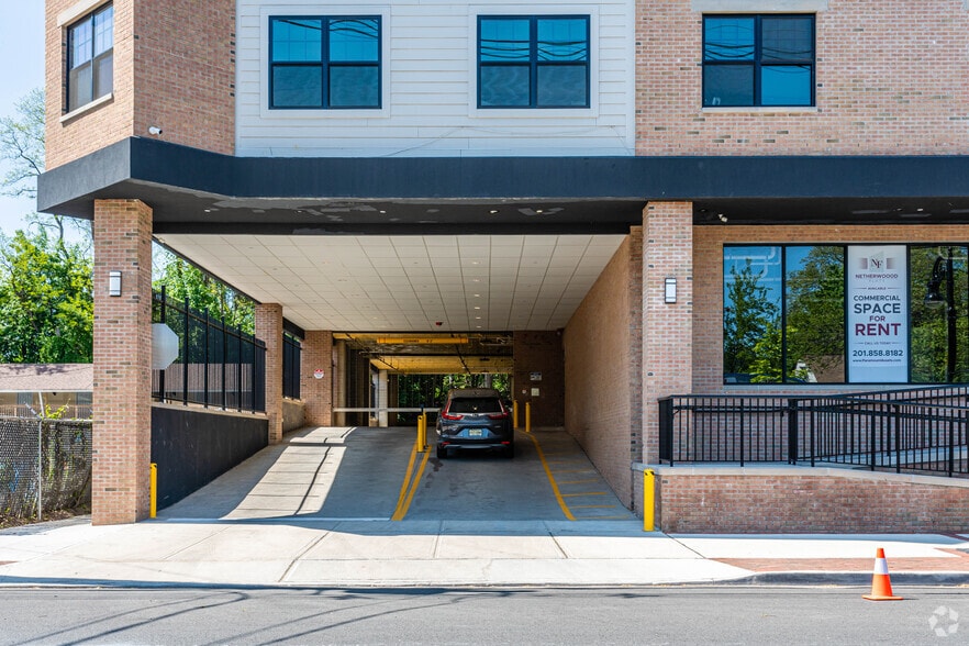 More Photos Of 829 South Ave, Plainfield Apartments For Sale