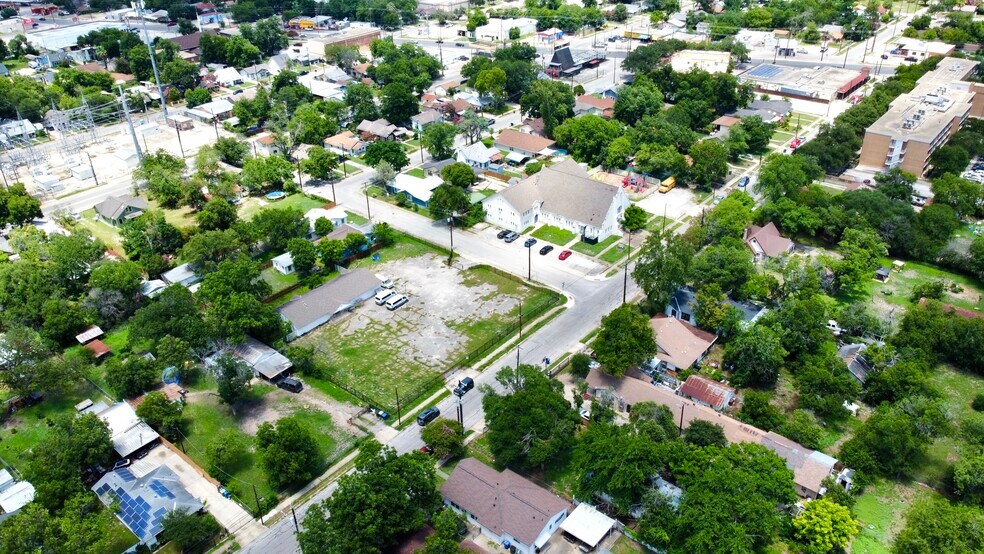 More Photos Of 507 E Mayfield Blvd, San Antonio Religious Facility For Sale