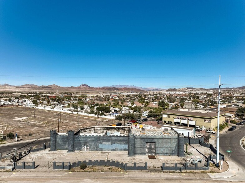 More Photos Of 1800 N Boulder Hwy, Henderson Auto Repair For Sale