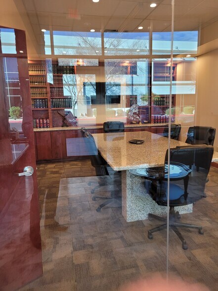 More Photos Of 5700 W Chandler Blvd, Chandler Coworking Space