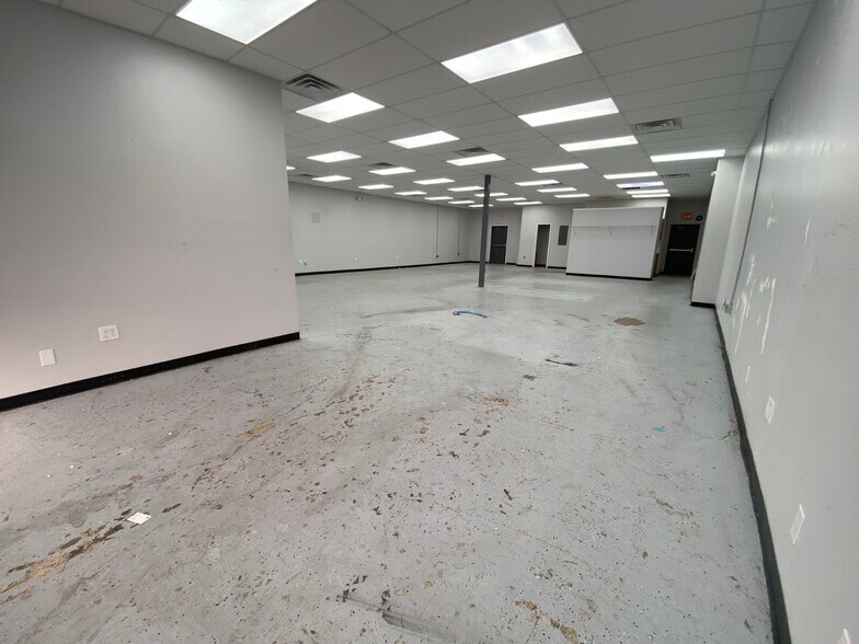 More Photos Of 1675 Highway 190, Mandeville Unknown For Lease