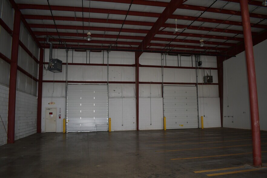 More Photos Of 115 Juliad Ct, Fredericksburg Warehouse For Lease