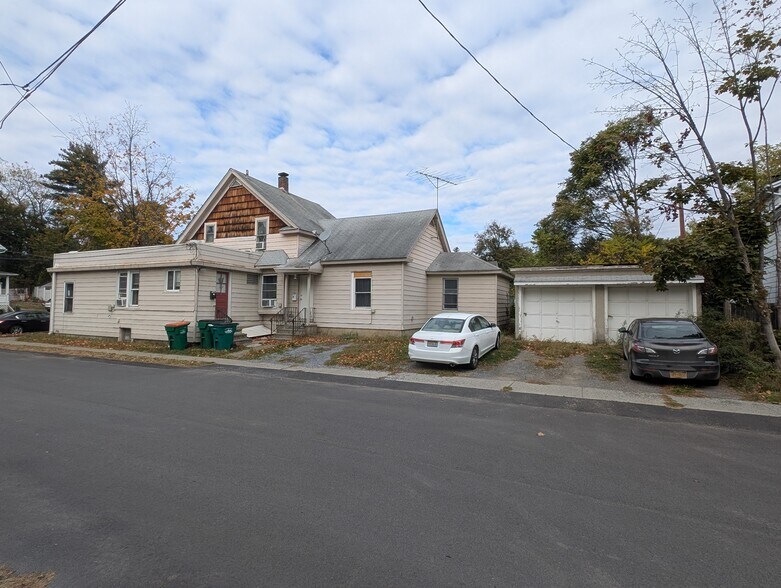 More Photos Of , Poughkeepsie Unknown For Sale