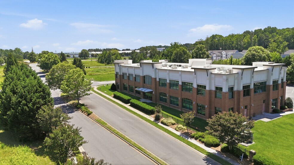 More Photos Of 1245 Rosemont Dr, Indian Land Office For Lease
