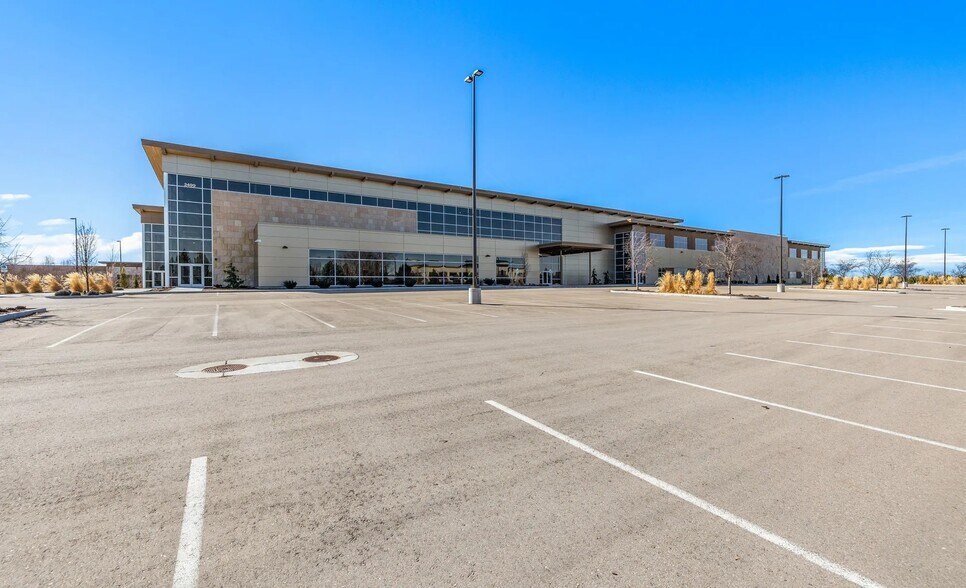 More Photos Of 2499 E Pine Ave, Meridian Warehouse For Lease