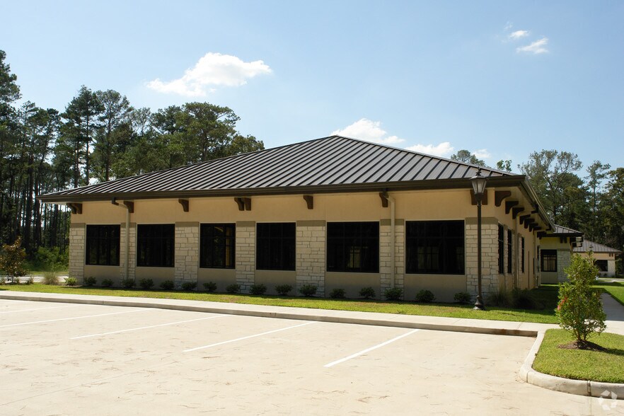 More Photos Of 19701 Kingwood Dr, Kingwood Office For Sale