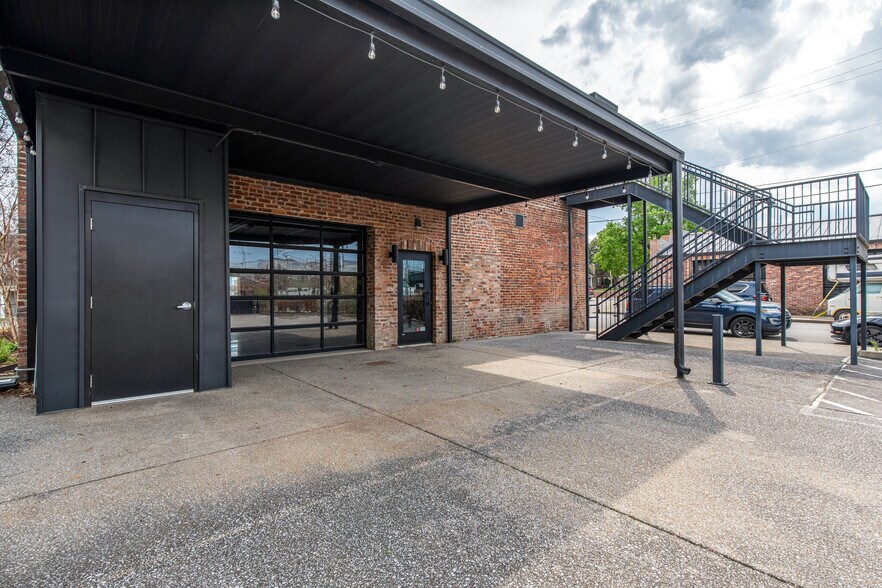 More Photos Of 1314 Jo Johnston Ave, Nashville Freestanding For Sale