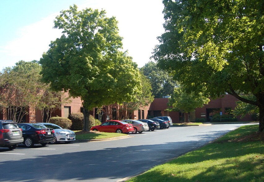 Primary Photo Of 6767 Old Madison Pike, Huntsville Flex For Sale