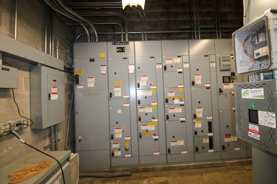 More Photos Of 6059 159th St, Galva Food Processing For Sale