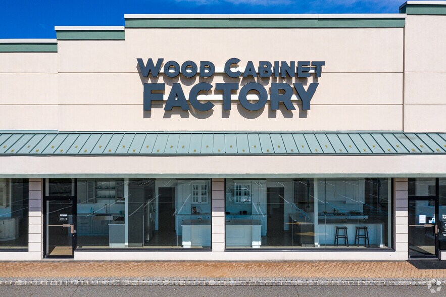 More Photos Of 461 US Highway 46, Fairfield Freestanding For Lease