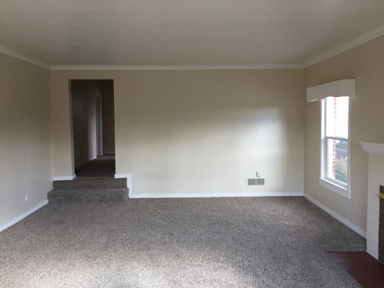 More Photos Of 1275 Berrum Ln, Reno Apartments For Sale