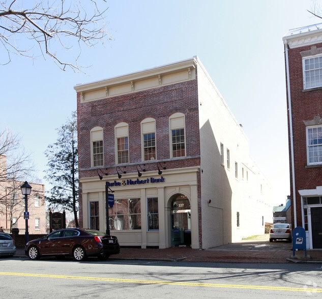 Primary Photo Of 117 N Fairfax St, Alexandria Storefront Retail Office For Lease