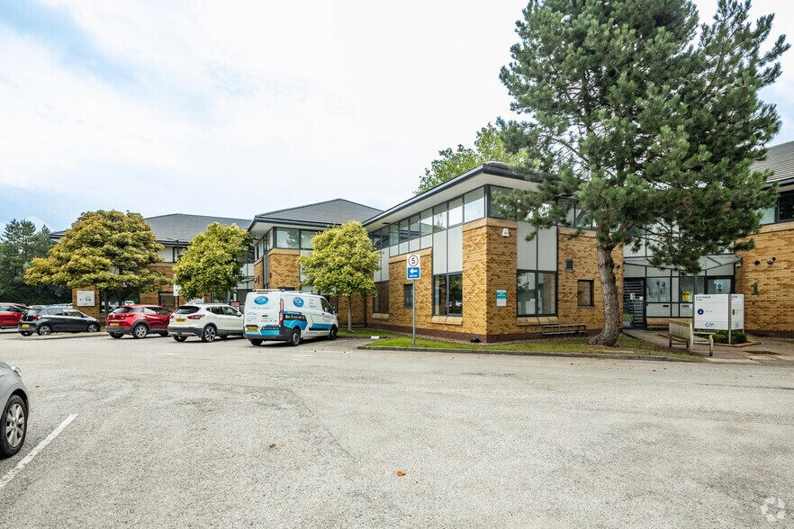 More Photos Of The Pavilions, Preston Office For Sale