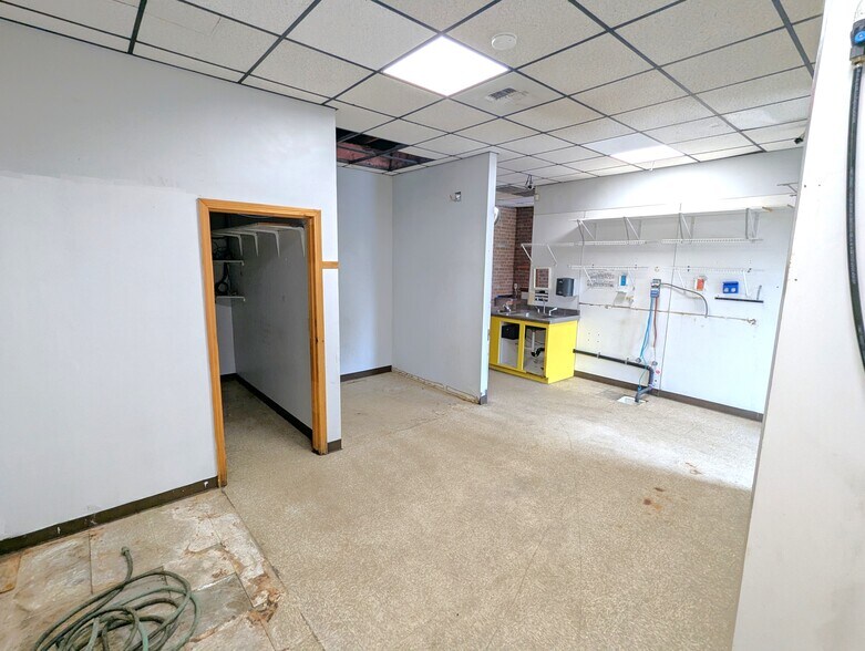 More Photos Of 4872 Grange Rd, Roseburg Fast Food For Sale