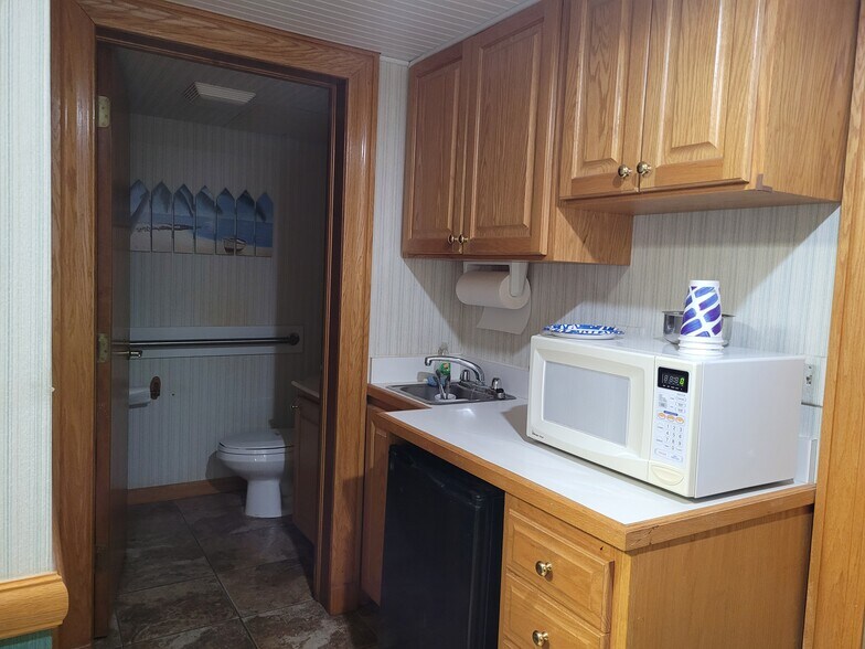 More Photos Of 1623 US Highway 1, Sebastian Office For Sale