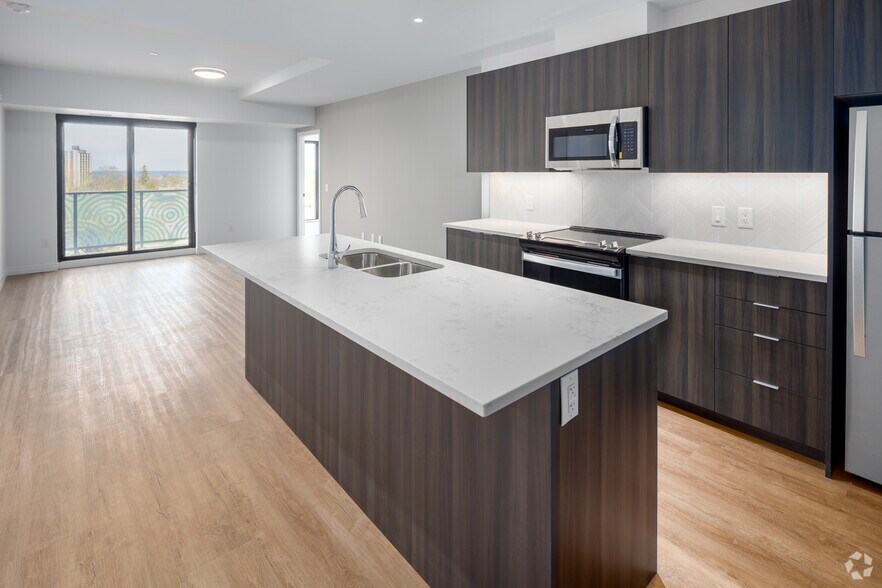 More Photos Of 66 Weber St E, Kitchener Apartments For Lease