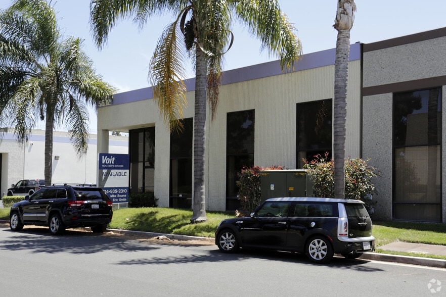 More Photos Of 5672 Buckingham Dr, Huntington Beach Warehouse For Lease