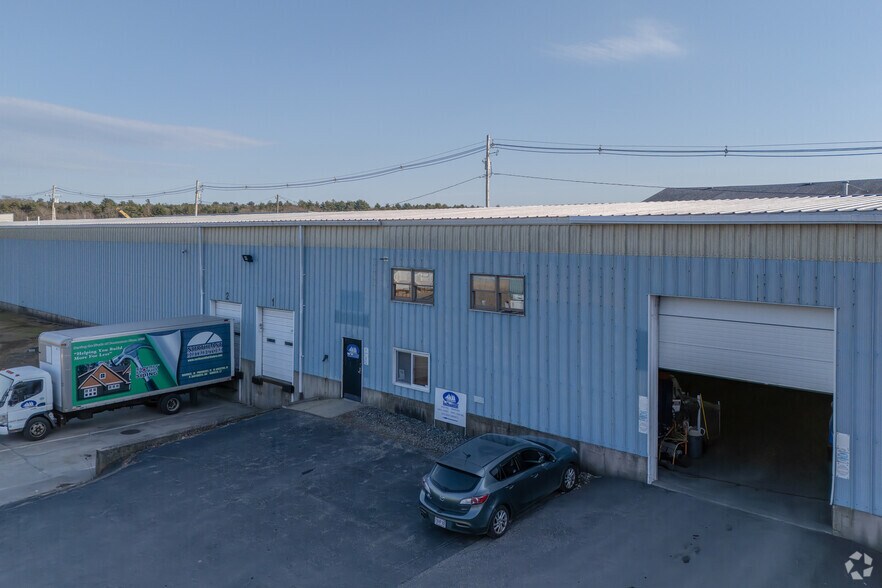 More Photos Of 13 Ridge Hill Rd, Assonet Warehouse For Lease