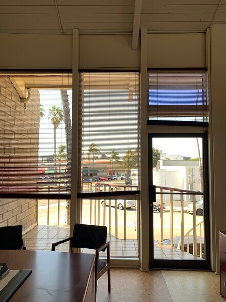 More Photos Of 310 Vista Del Mar, Redondo Beach Loft Creative Space For Lease
