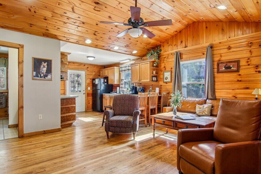More Photos Of 33 Shepherds Creek rd, Bryson City Specialty For Sale