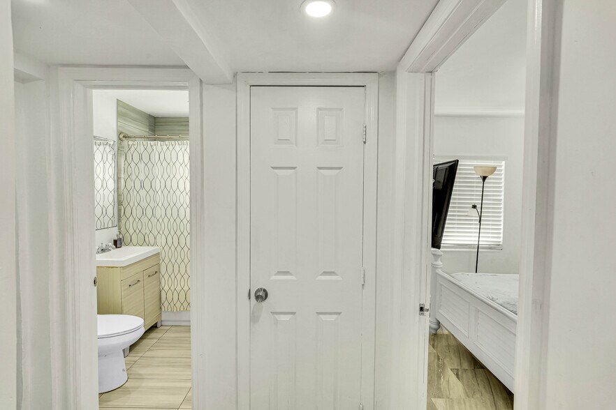 More Photos Of 41 William Rd, West Park Freestanding For Sale