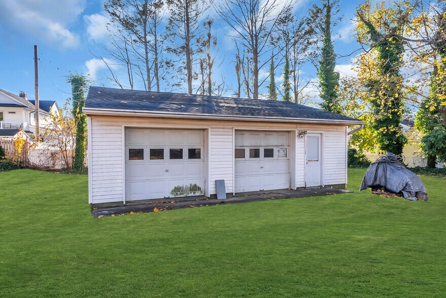 More Photos Of 952 Broadway, West Long Branch Storefront Retail Office For Sale