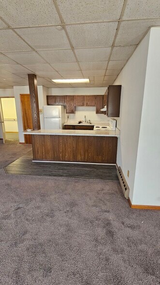 More Photos Of 2605-2609 S Broad St, Hamilton Storefront Retail Office For Sale