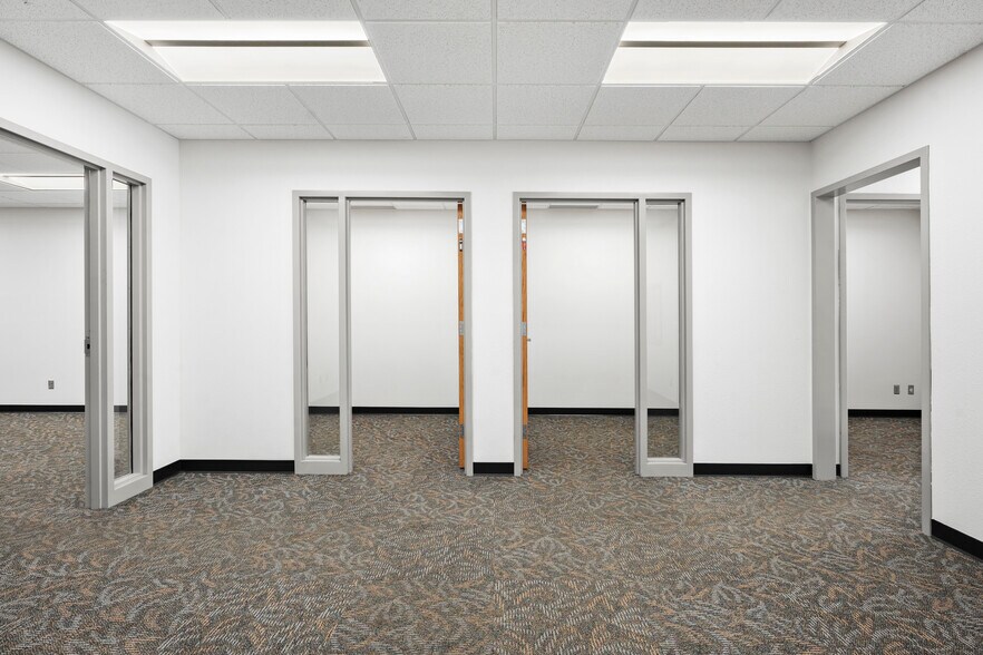 More Photos Of 4811 Curtis Rd, Dodgeville Warehouse For Sale