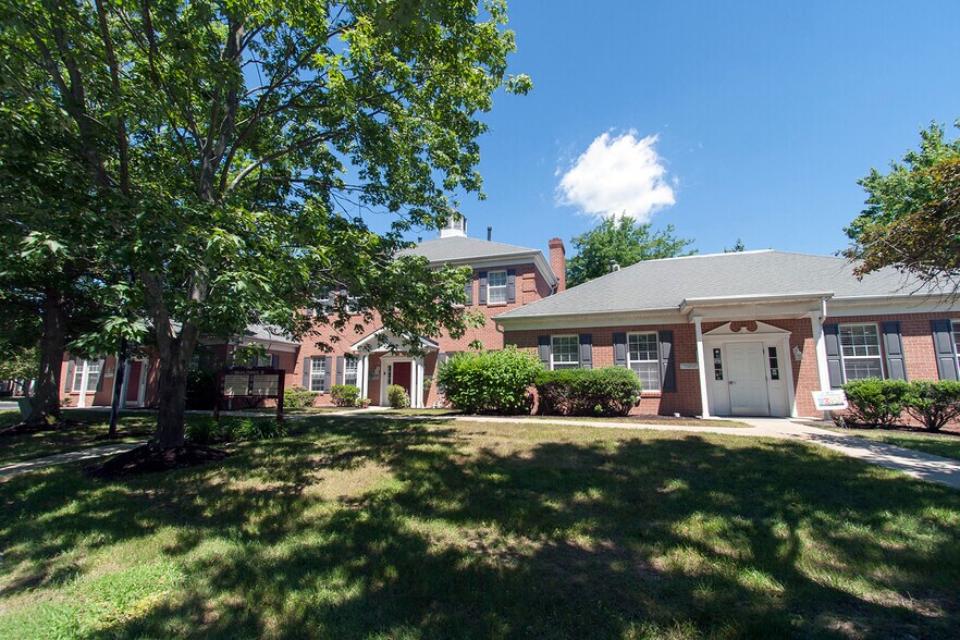 More Photos Of 211 Commons Way, Princeton Unknown For Lease