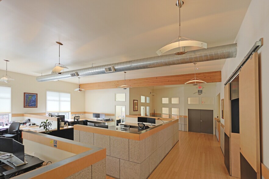 More Photos Of 2095 Rose St, Berkeley Office For Lease