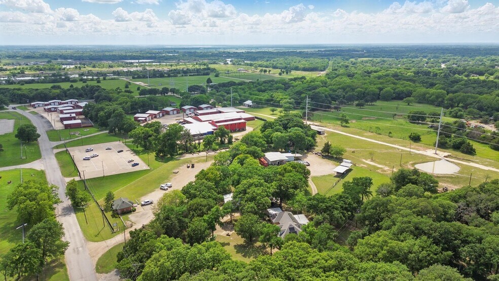 More Photos Of , Seagoville Flex For Sale