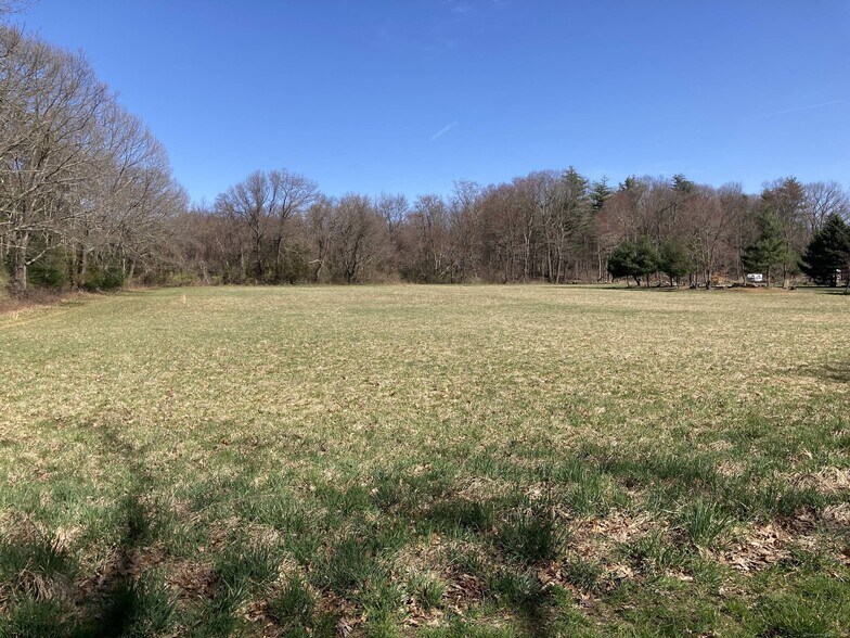 Primary Photo Of 921 Hillstown rd, Manchester Land For Sale