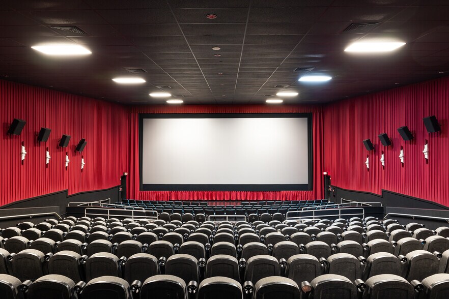 More Photos Of 16501 SE Division St, Portland Movie Theatre For Sale