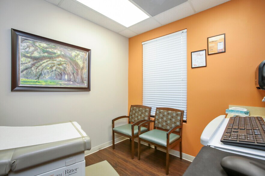 More Photos Of 12 Sammy McGhee Blvd, Jasper Medical For Sale