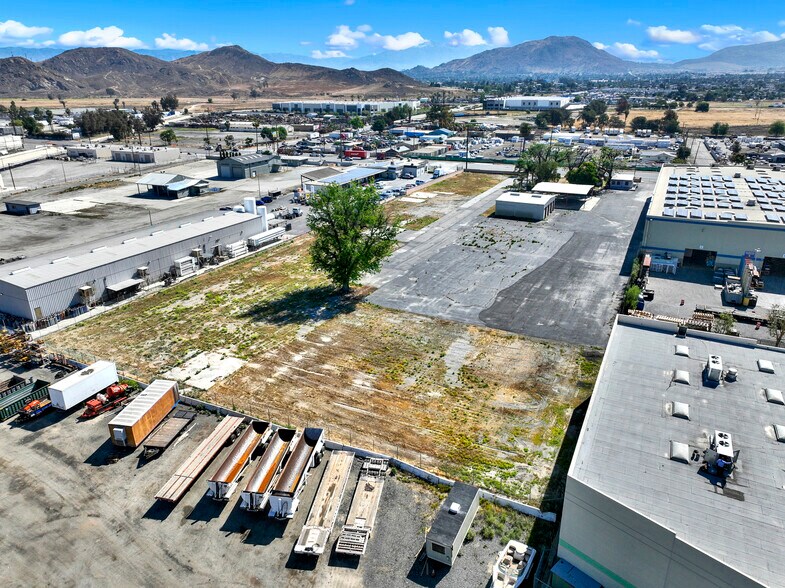 More Photos Of 225 & 263 Main St, Riverside Land For Sale