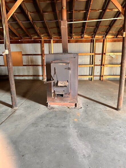 More Photos Of 31511 S Highway 82, Vinita Flex For Lease