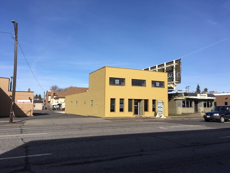 Primary Photo Of 1915 N Division St, Spokane Office For Sale