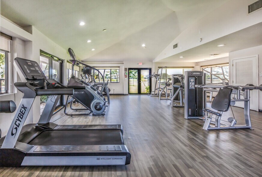 More Photos Of 361 NE 191st St, Miami Apartments For Sale