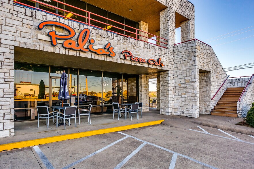 More Photos Of 120-252 Park Pl, Azle Unknown For Lease