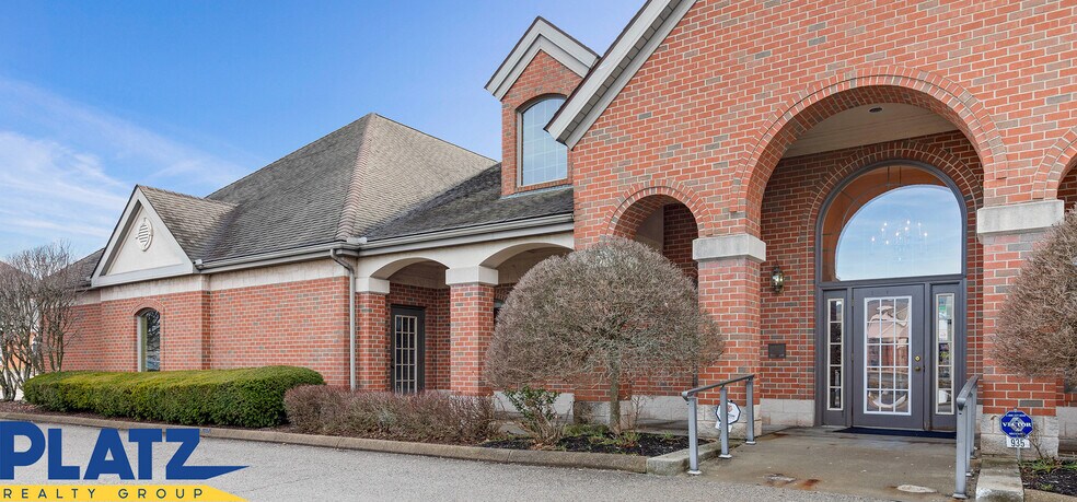 More Photos Of 935 Trailwood Dr, Youngstown Medical For Sale