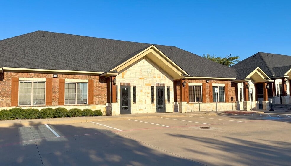 More Photos Of 7000 Parkwood Blvd, Frisco Medical For Sale